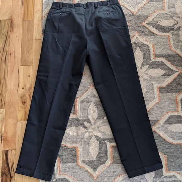 Jos A Bank Navy travelers collection pant - Picture 4 of 5